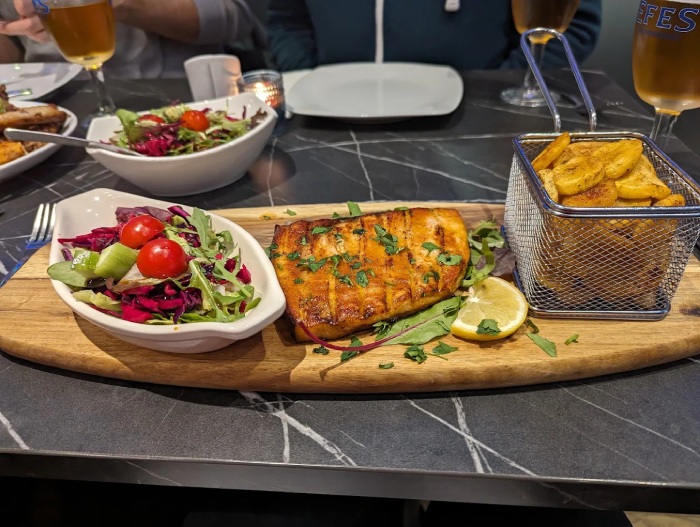  Ela Turkish Restaurant 